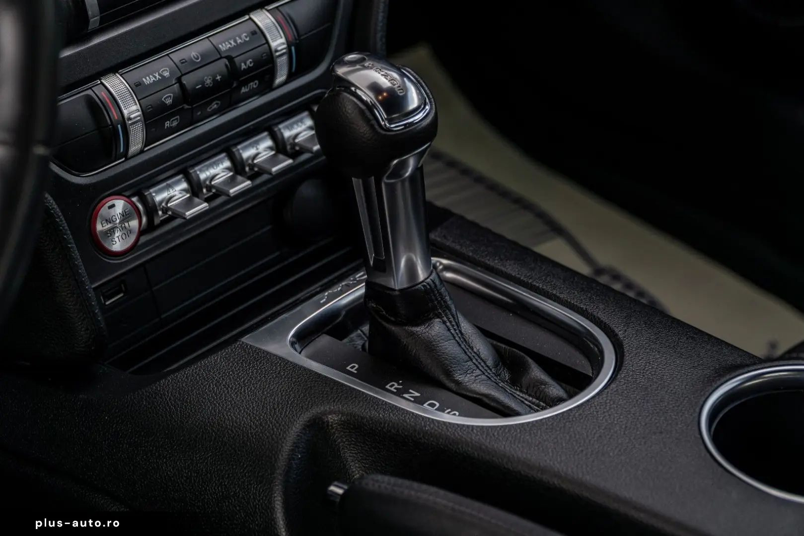 FORD Mustang GT - 5.0 V8 Recaro Tot Temp NAVI LED R20