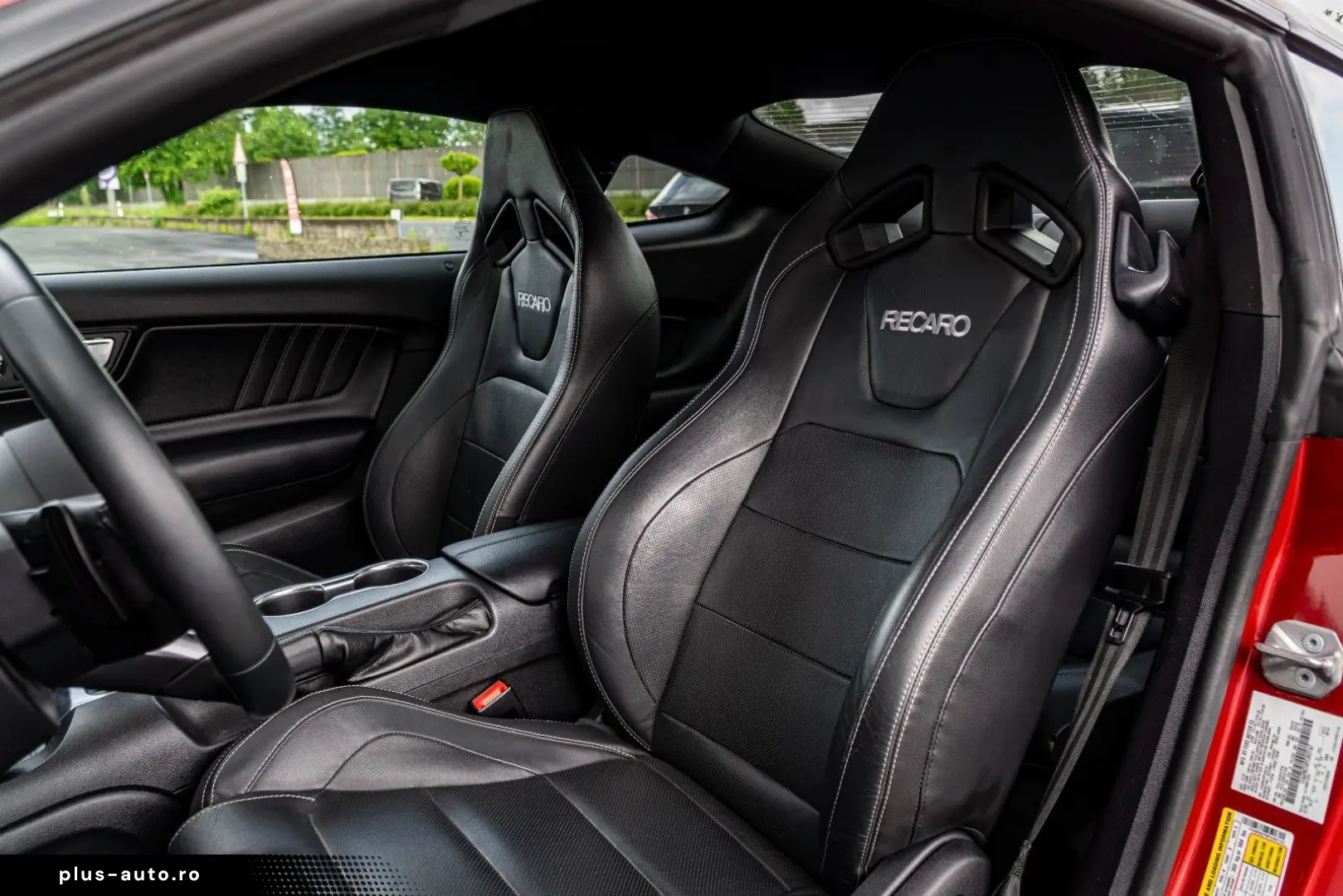 FORD Mustang GT - 5.0 V8 Recaro Tot Temp NAVI LED R20