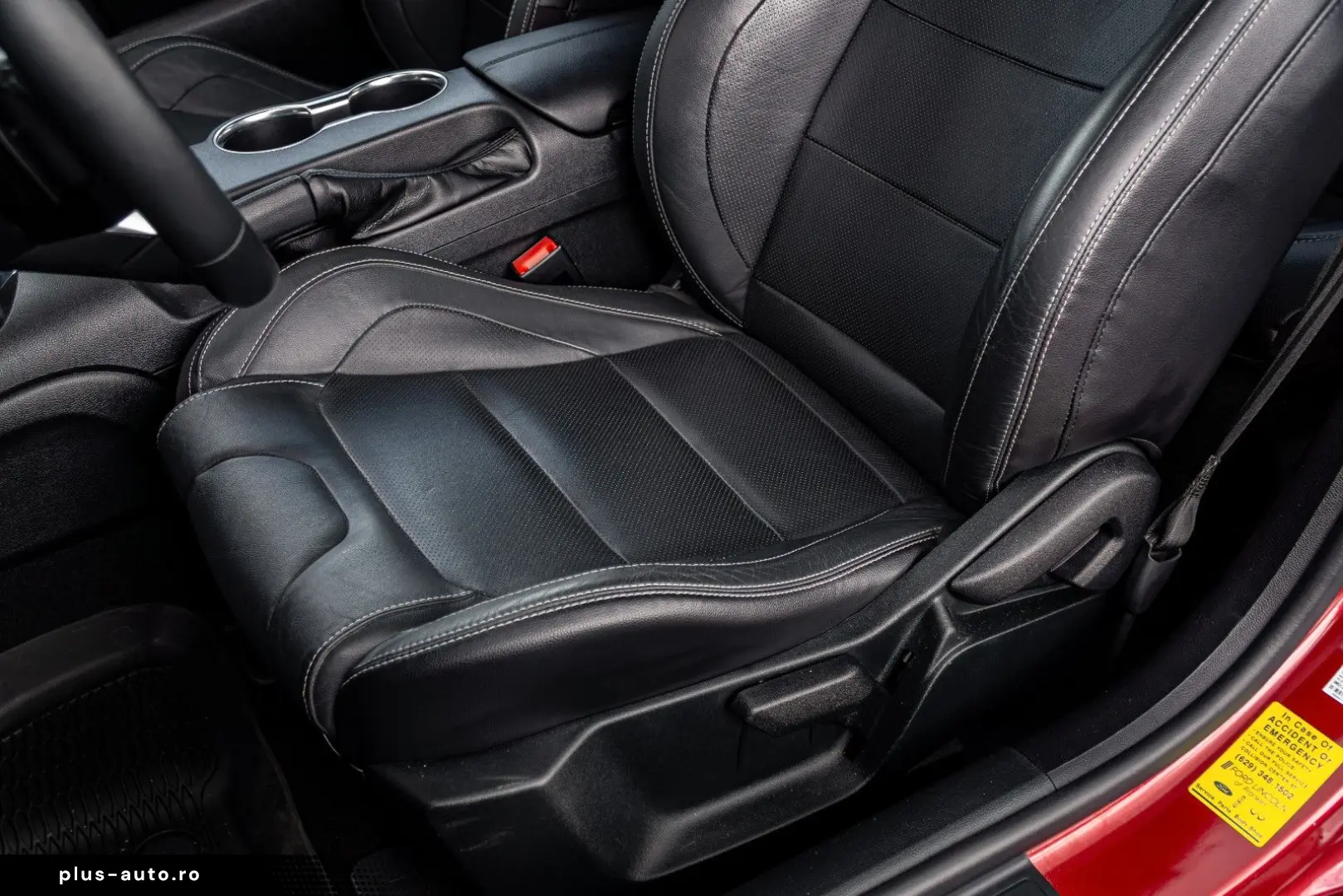 FORD Mustang GT - 5.0 V8 Recaro Tot Temp NAVI LED R20