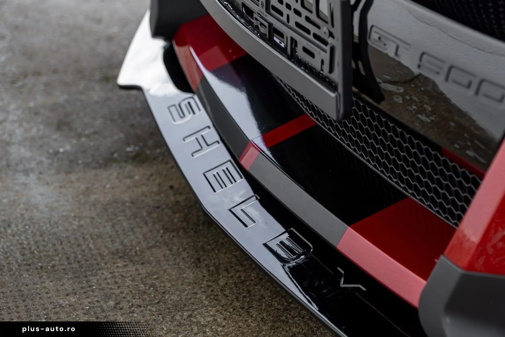 FORD Mustang GT - 5.0 V8 Recaro Tot Temp NAVI LED R20