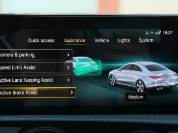 Mercedes-Benz Cla-250