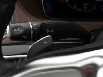Mercedes-Benz S