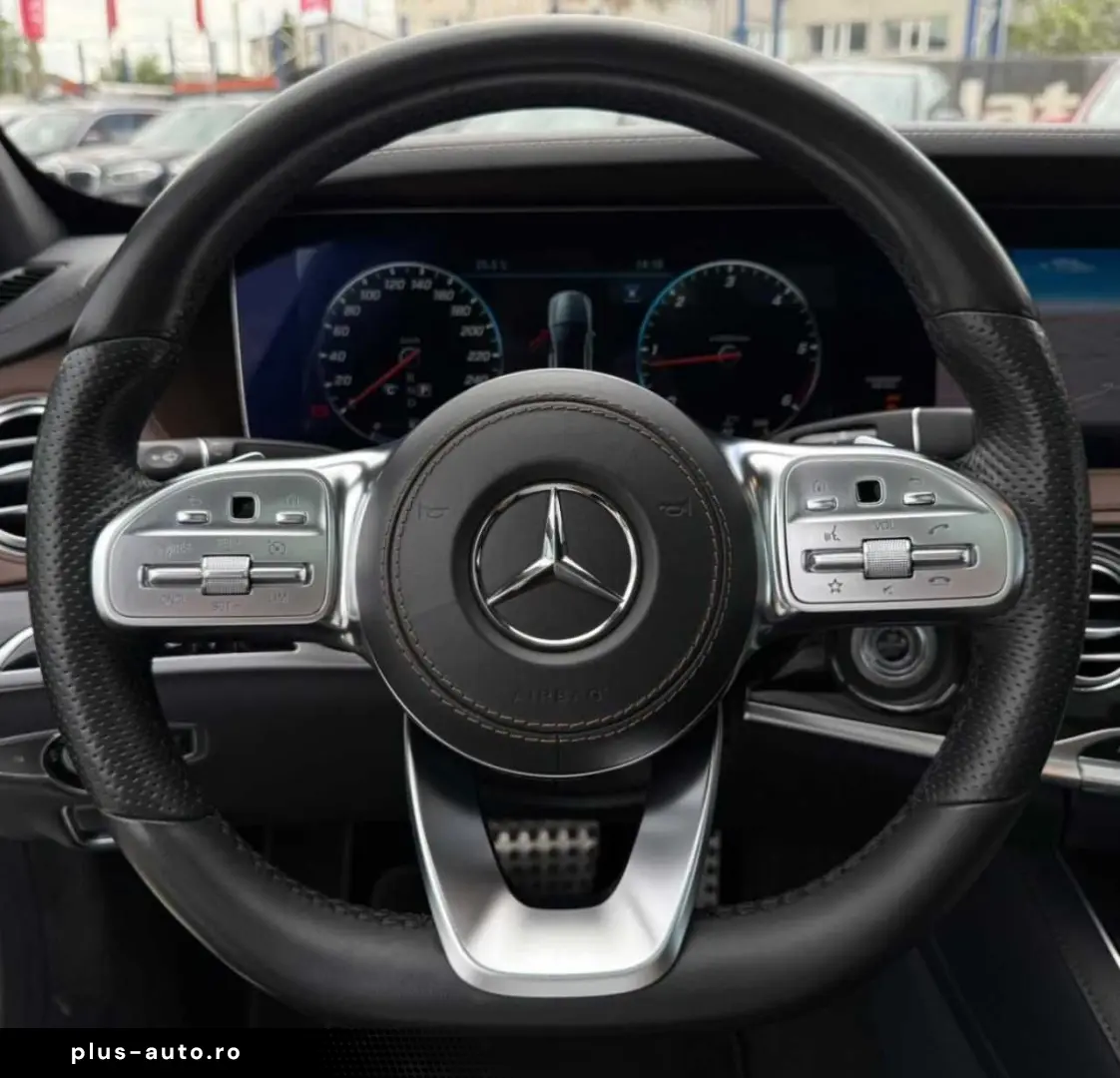 Mercedes-Benz S