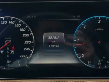 Mercedes-Benz S