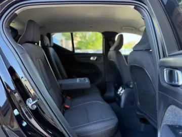 Volvo Xc-40