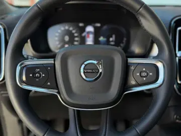 Volvo Xc-40