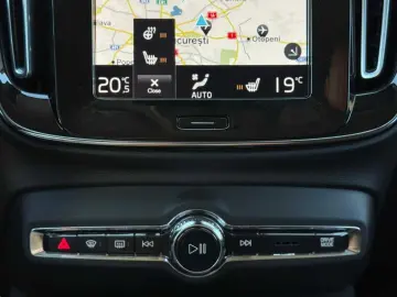 Volvo Xc-40