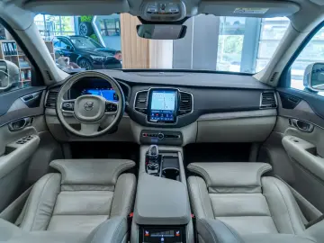 Volvo Xc-90