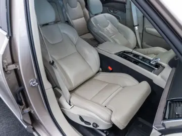 Volvo Xc-90
