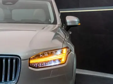 Volvo Xc-90