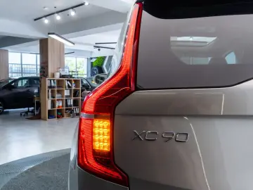 Volvo Xc-90