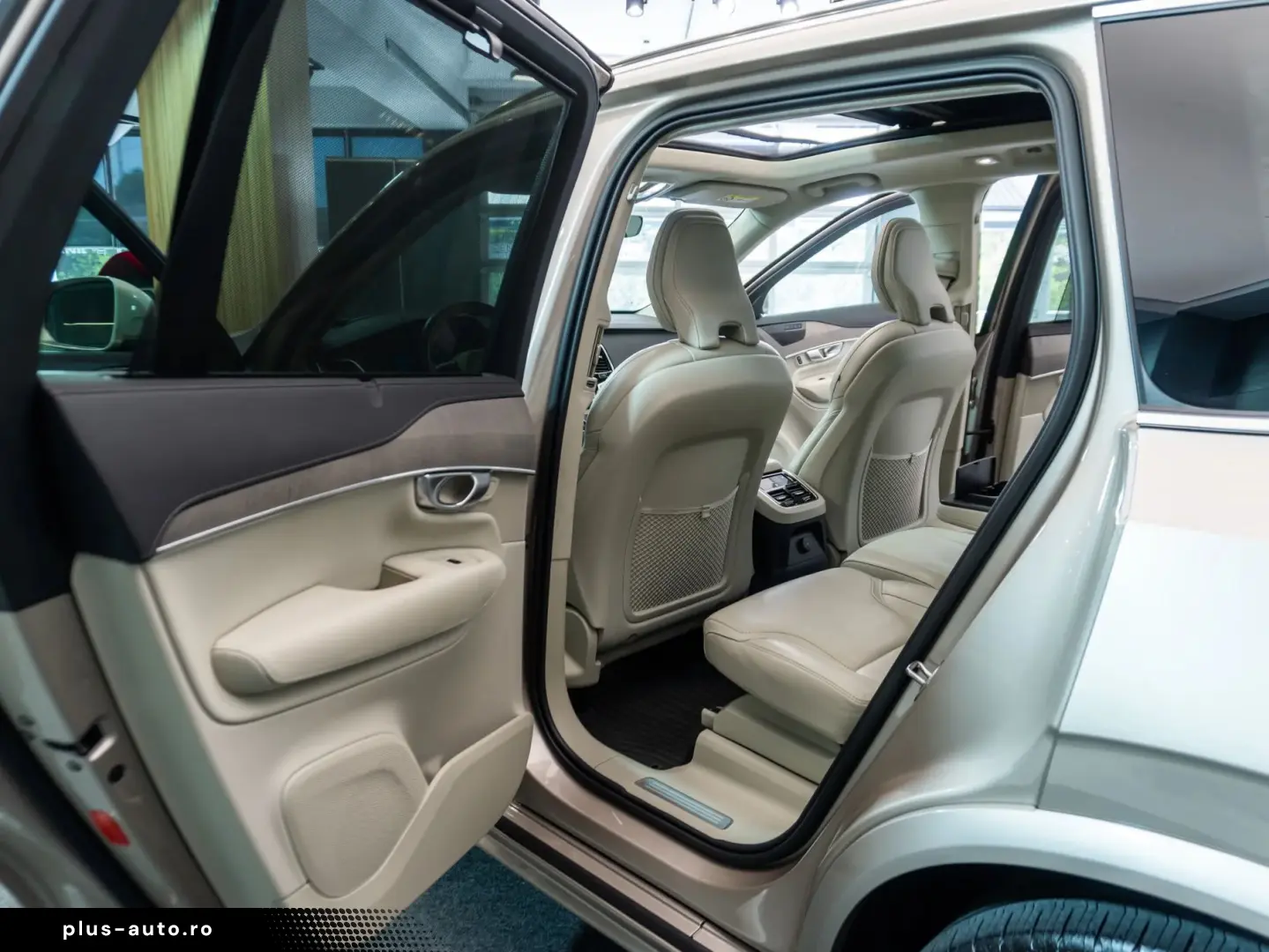 Volvo Xc-90