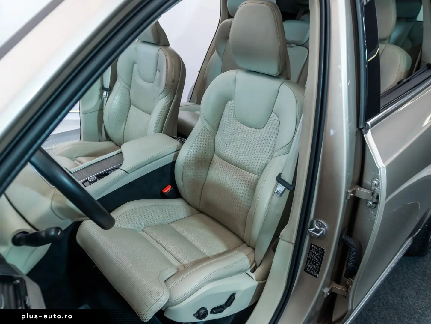 Volvo Xc-90