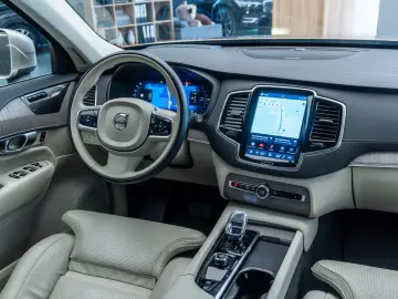 Volvo Xc-90