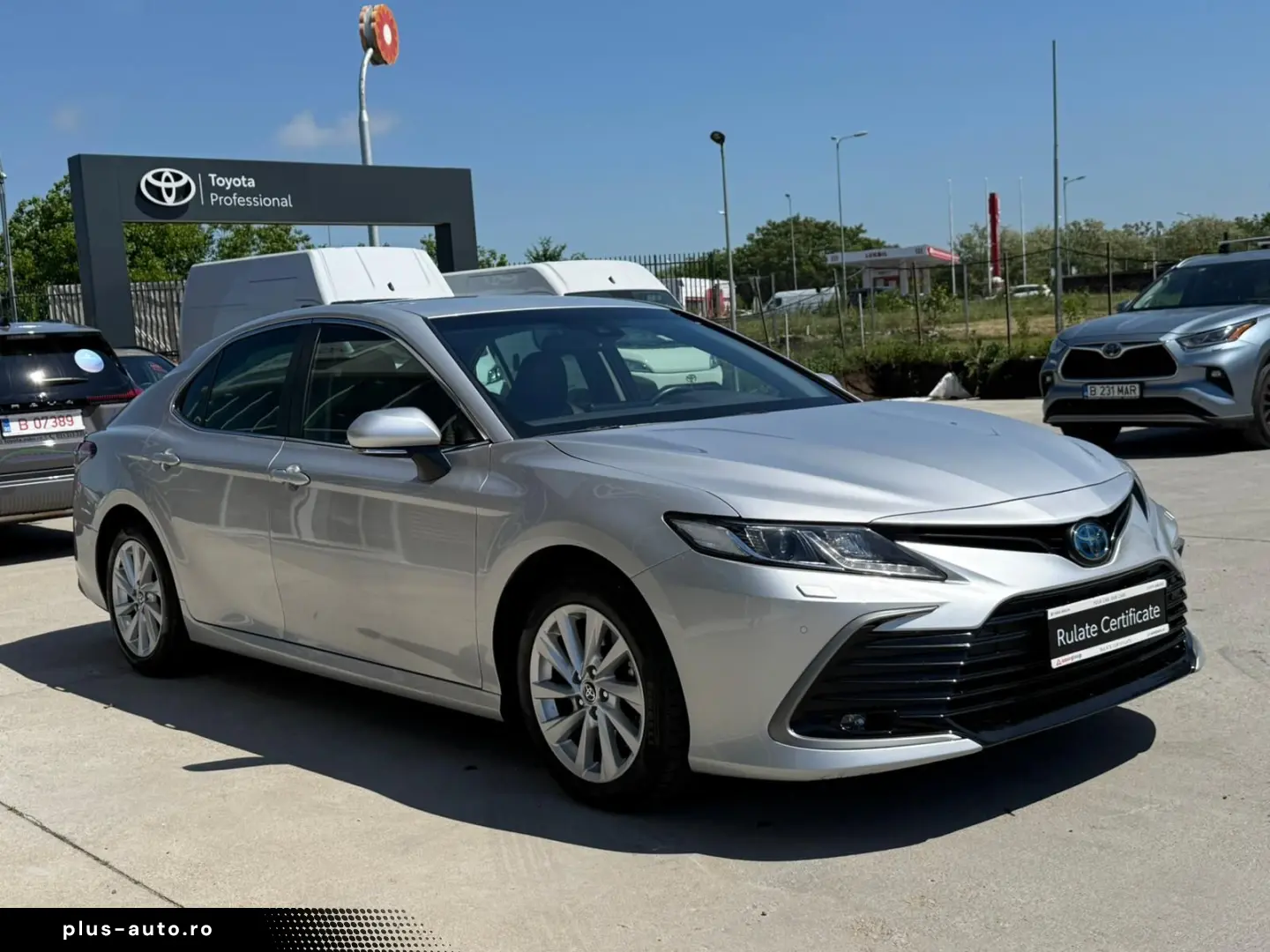 Toyota Camry Business 2.5 HYBRID 218 Cp