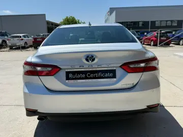 Toyota Camry Business 2.5 HYBRID 218 Cp