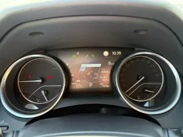 Toyota Camry Business 2.5 HYBRID 218 Cp