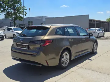 TOYOTA COROLLA 1.8 Hybrid Dynamic