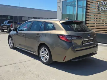 TOYOTA COROLLA 1.8 Hybrid Dynamic
