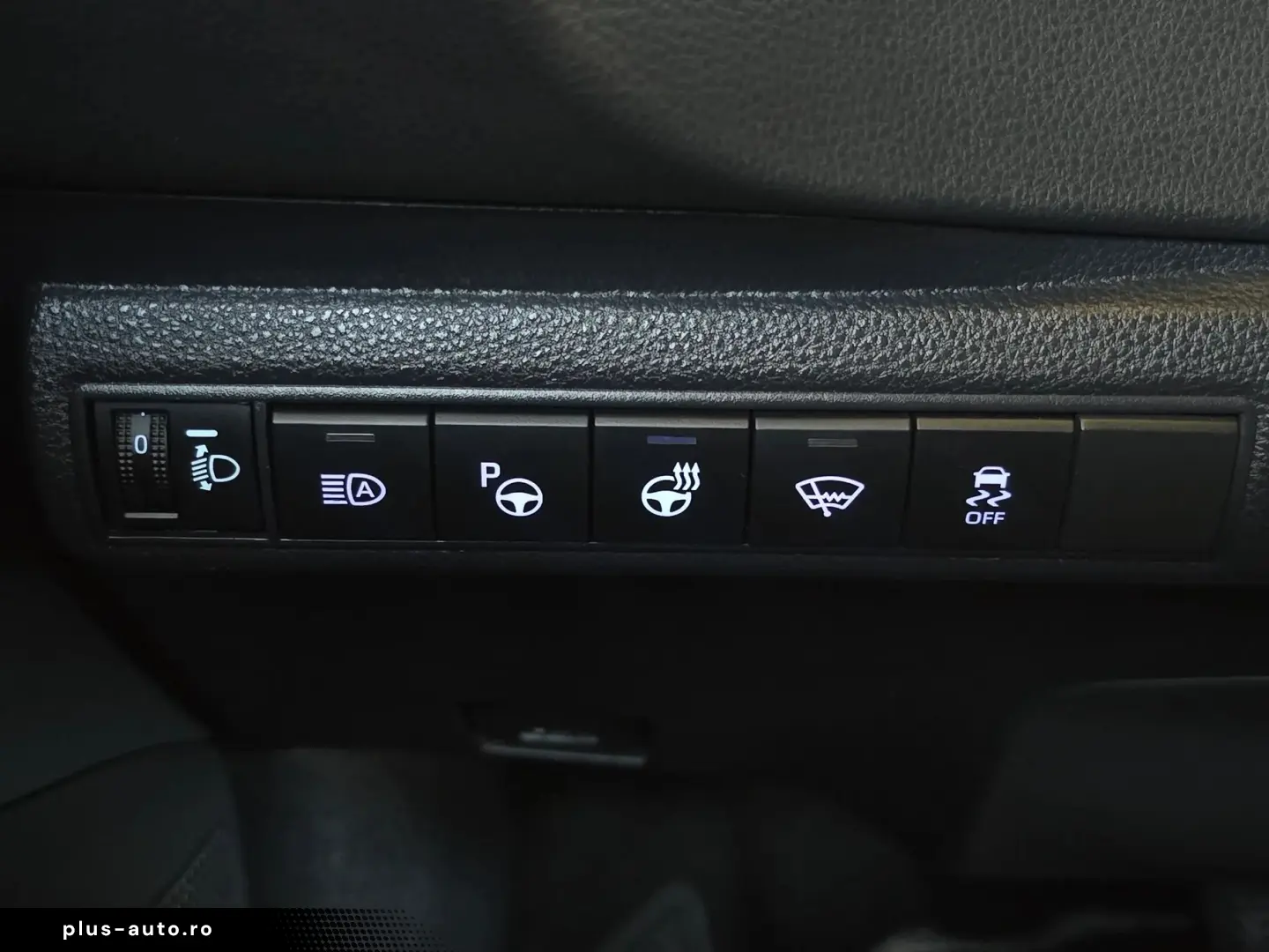 TOYOTA COROLLA 1.8 Hybrid Dynamic