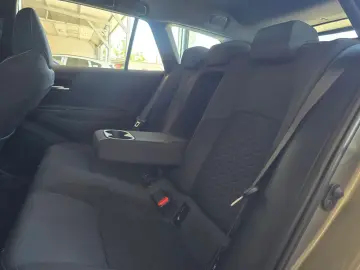 TOYOTA COROLLA 1.8 Hybrid Dynamic