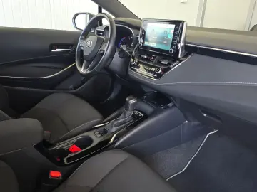 TOYOTA COROLLA 1.8 Hybrid Dynamic