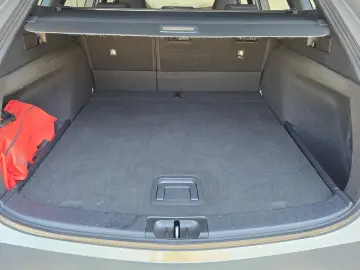 TOYOTA COROLLA 1.8 Hybrid Dynamic