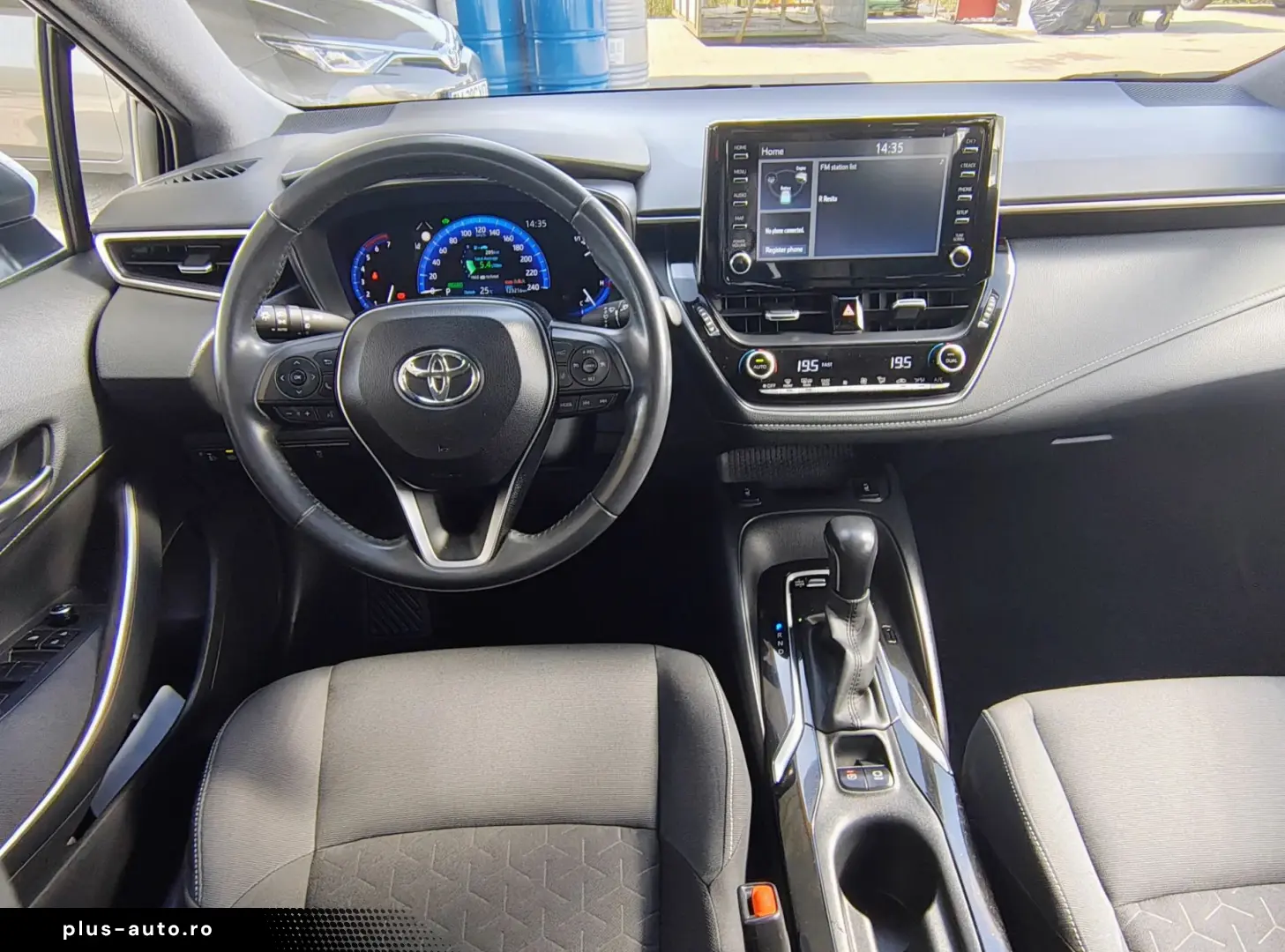 Toyota Corolla 1.8 Hybrid Business