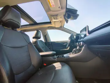 Toyota Rav-4