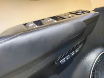 Lexus Serianx