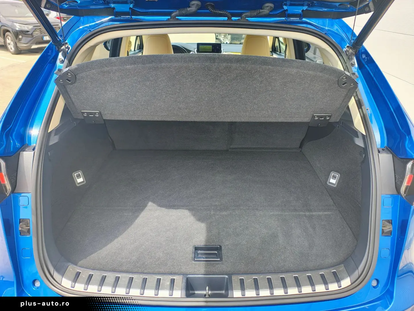 Lexus Serianx