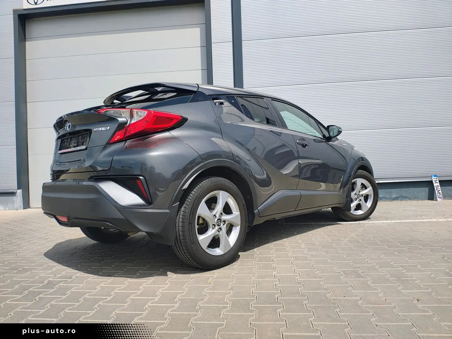 Toyota C-HR 1.8 Hybrid CVT