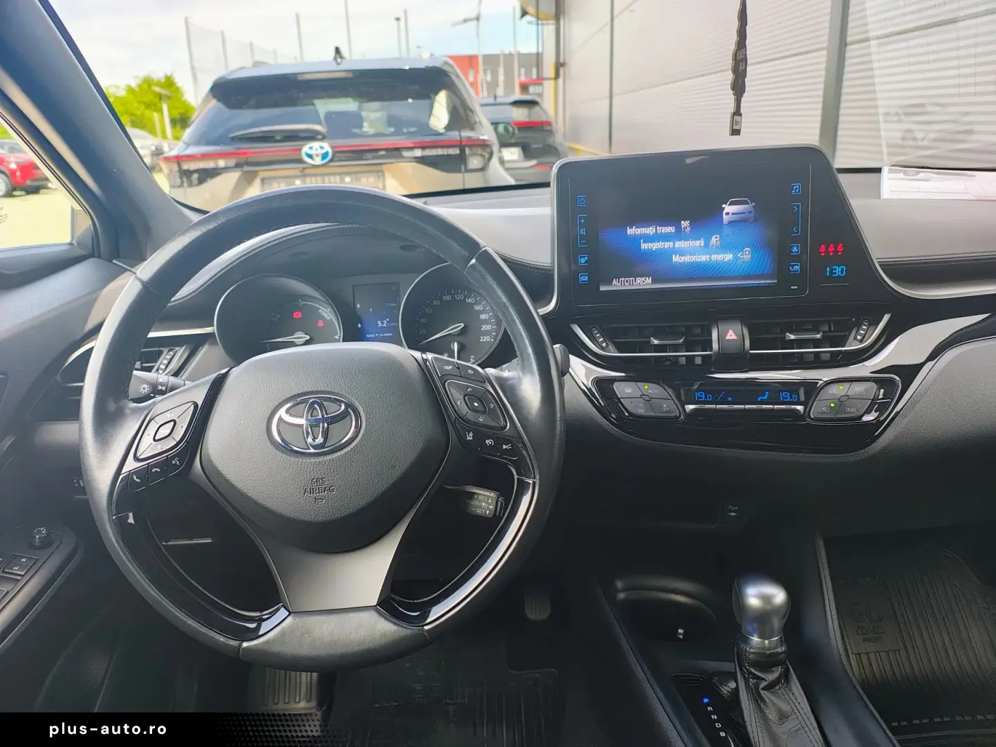 Toyota C-HR 1.8 Hybrid CVT