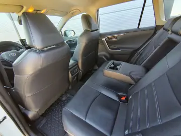 Toyota RAV-4 2.5 VVT-iE 4x4 Luxury Hybrid