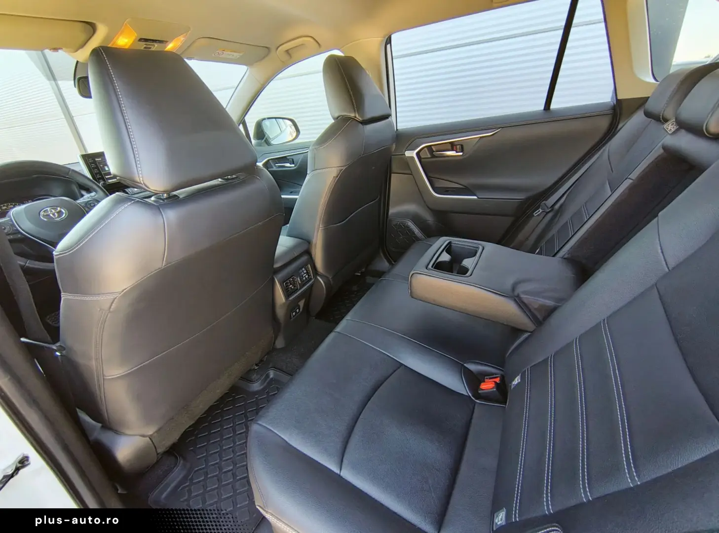 Toyota RAV-4 2.5 VVT-iE 4x4 Luxury Hybrid