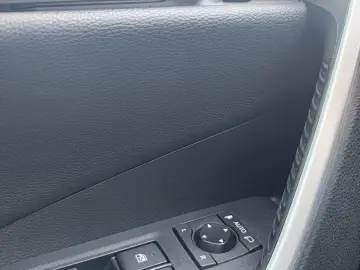 Toyota RAV-4 2.5 VVT-iE 4x4 Luxury Hybrid