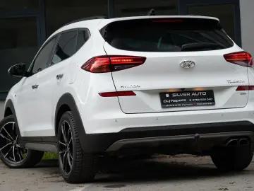 Hyundai Tucson blue 2.0 CRDi 4WD Premium