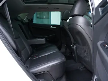 Hyundai Tucson blue 2.0 CRDi 4WD Premium