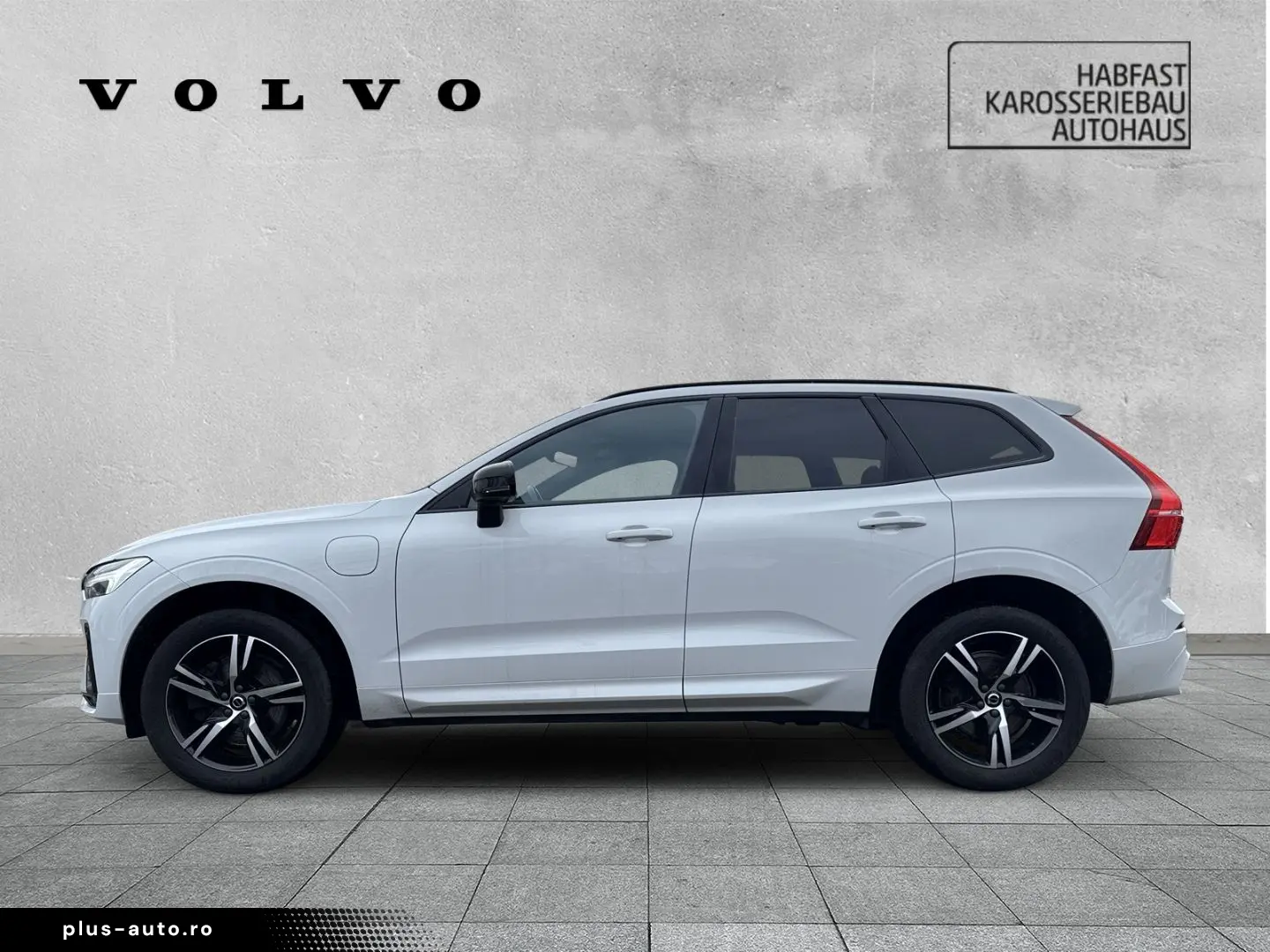 VOLVO XC60 R Design Plug-In Hybrid AWD AHK Digitales C