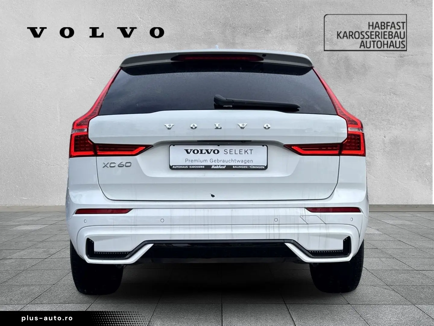 VOLVO XC60 R Design Plug-In Hybrid AWD AHK Digitales C