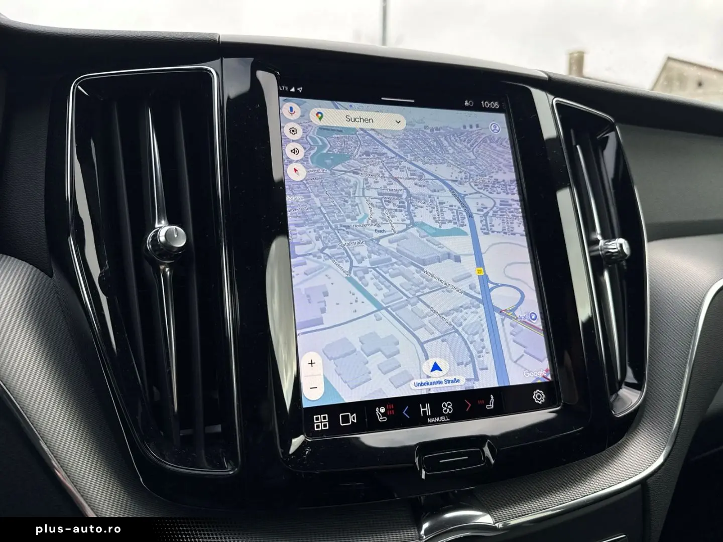 VOLVO XC60 R Design Plug-In Hybrid AWD AHK Digitales C