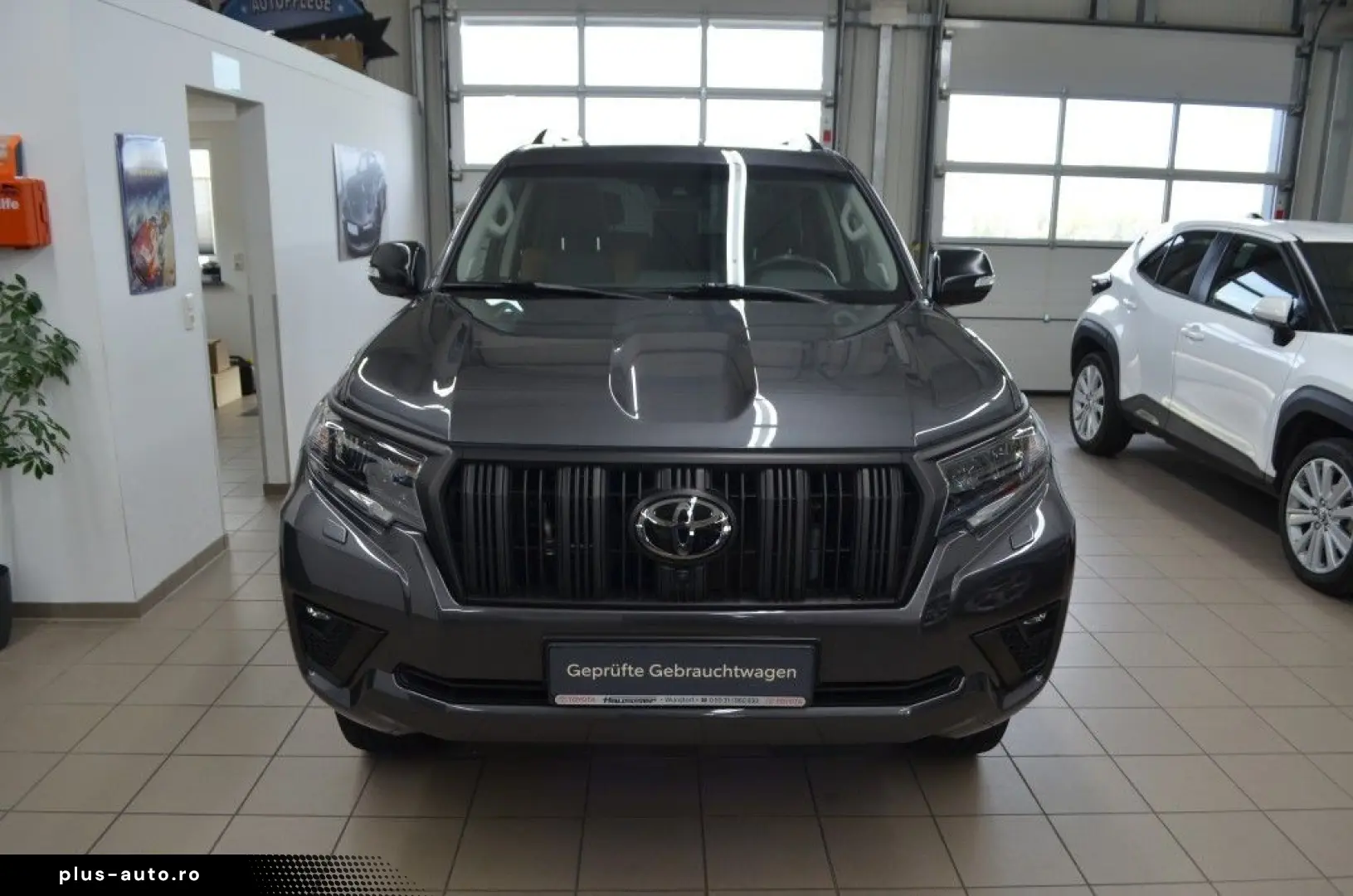 TOYOTA Land Cruiser 2.8 D-4D Automatic