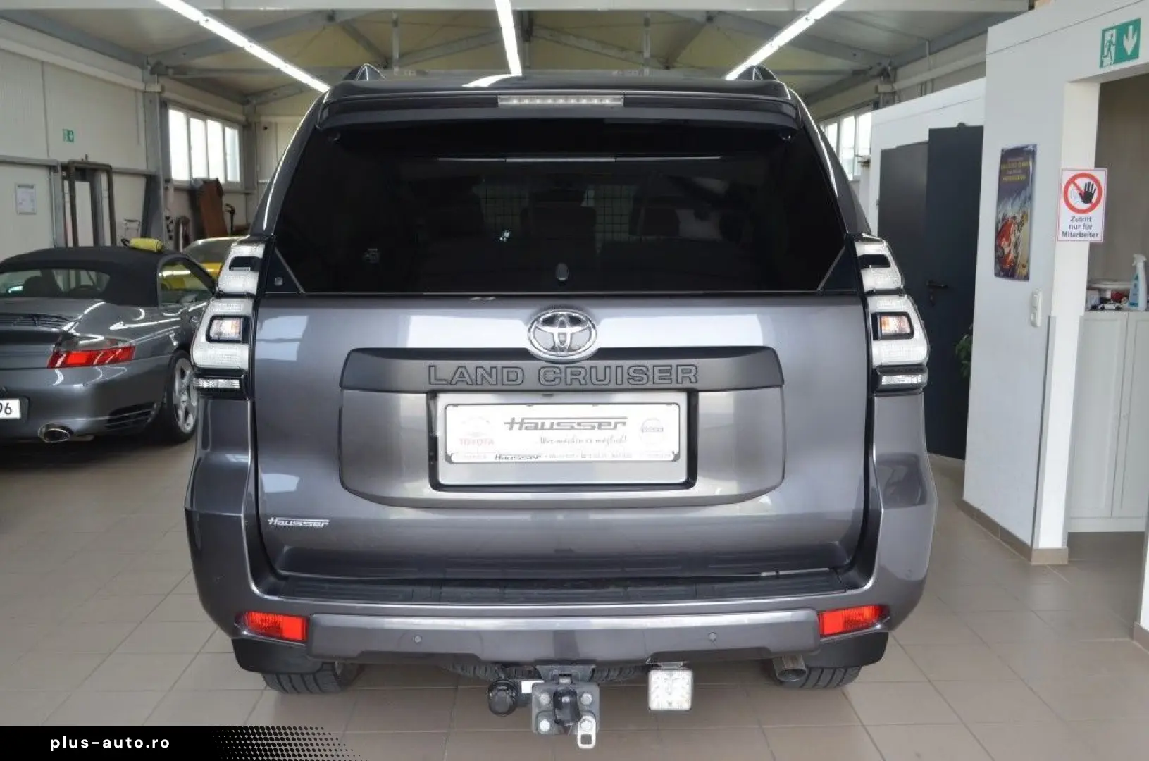 TOYOTA Land Cruiser 2.8 D-4D Automatic