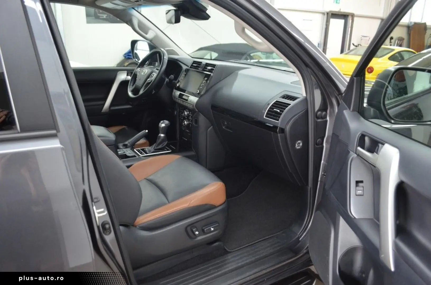 TOYOTA Land Cruiser 2.8 D-4D Automatic