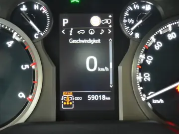 TOYOTA Land Cruiser 2.8 D-4D Automatic