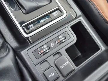 TOYOTA Land Cruiser 2.8 D-4D Automatic