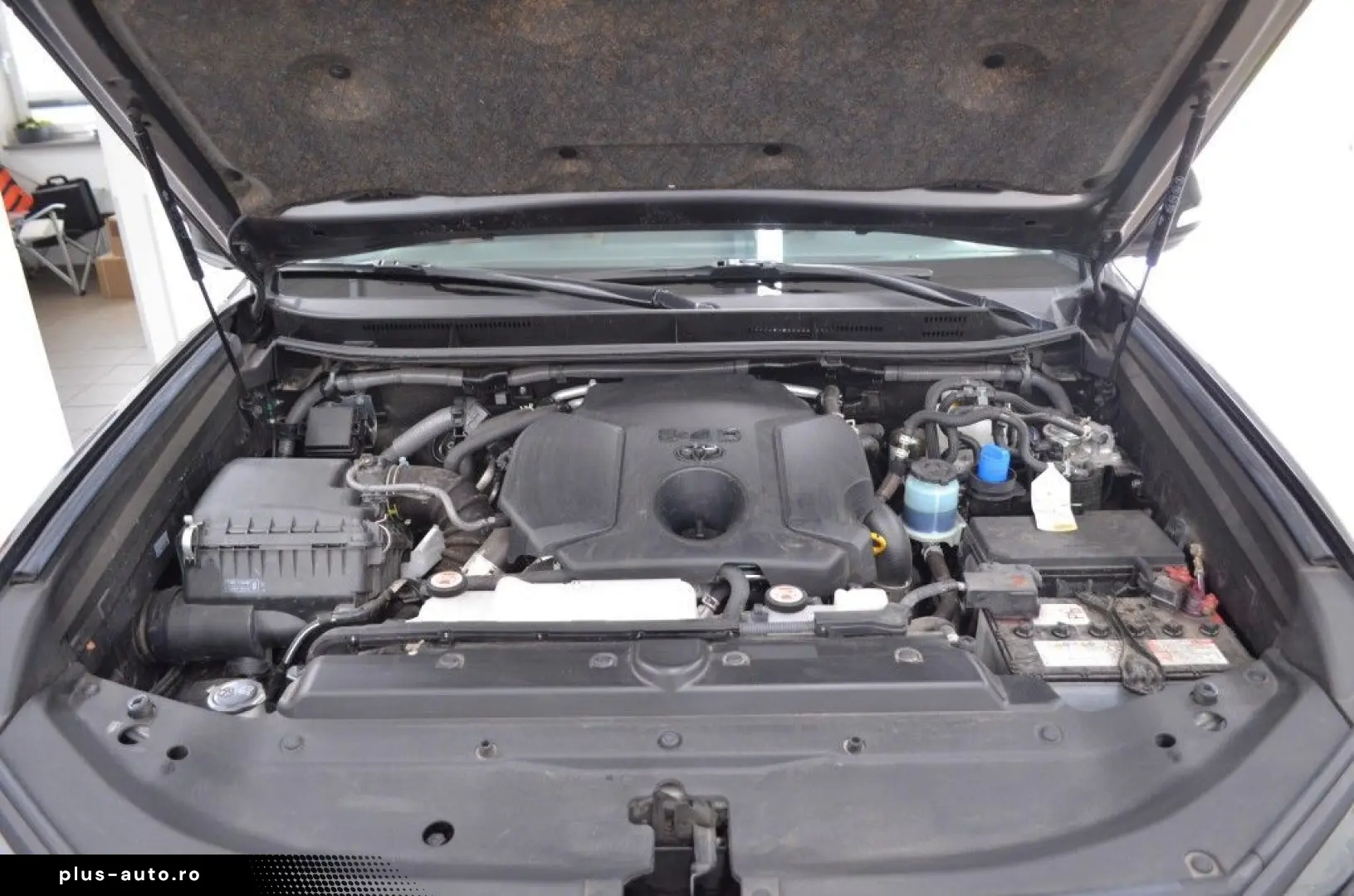 TOYOTA Land Cruiser 2.8 D-4D Automatic
