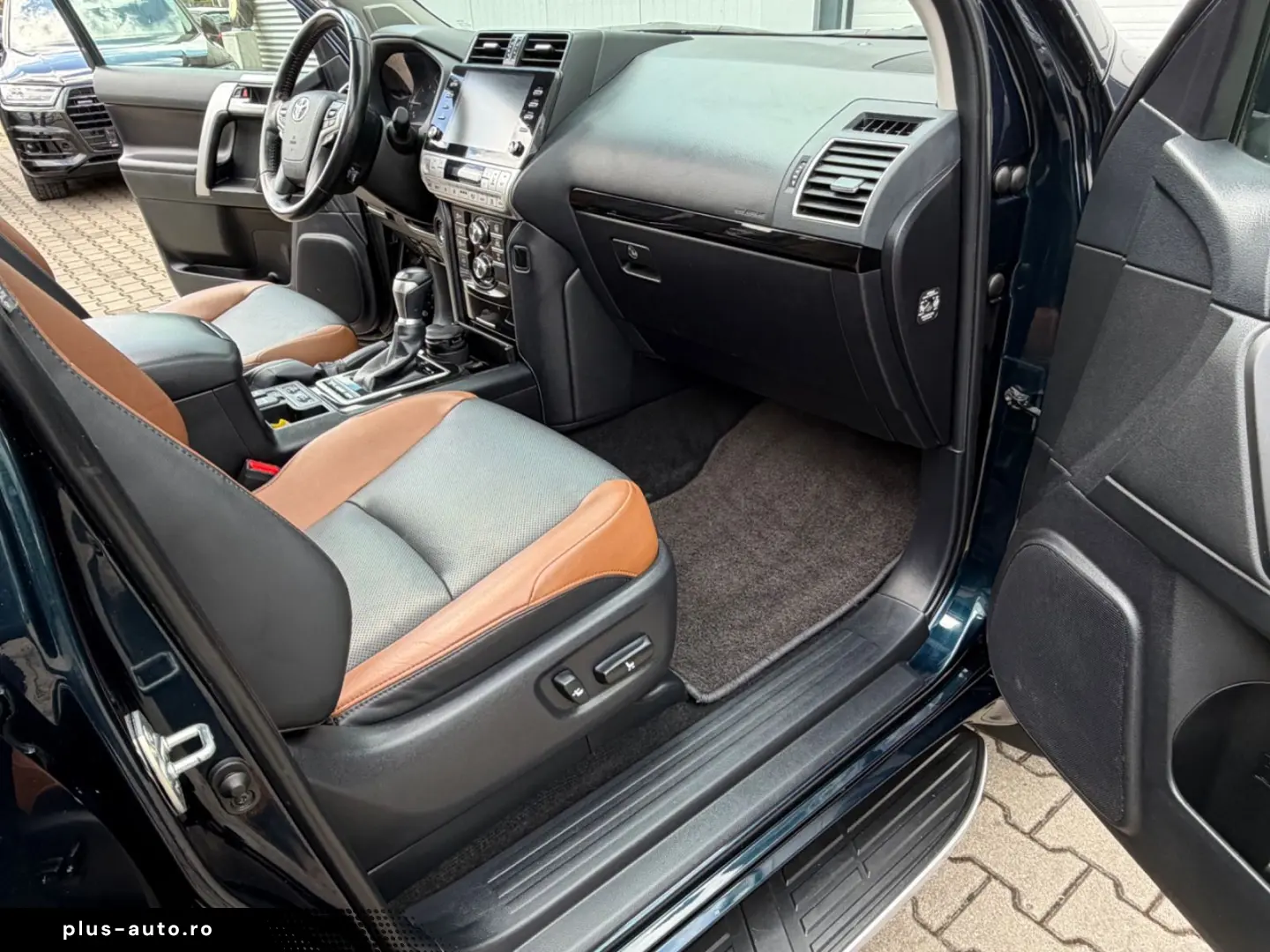 TOYOTA Land Cruiser TEC EDITION