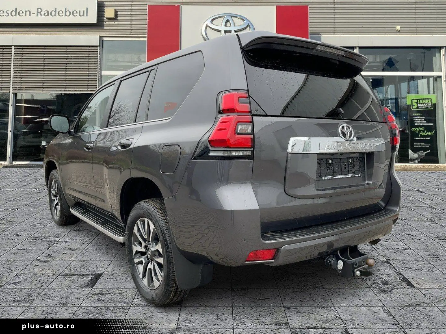 TOYOTA Land Cruiser 2.8D4-D Executive A