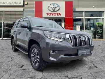 TOYOTA Land Cruiser 2.8D4-D Executive A
